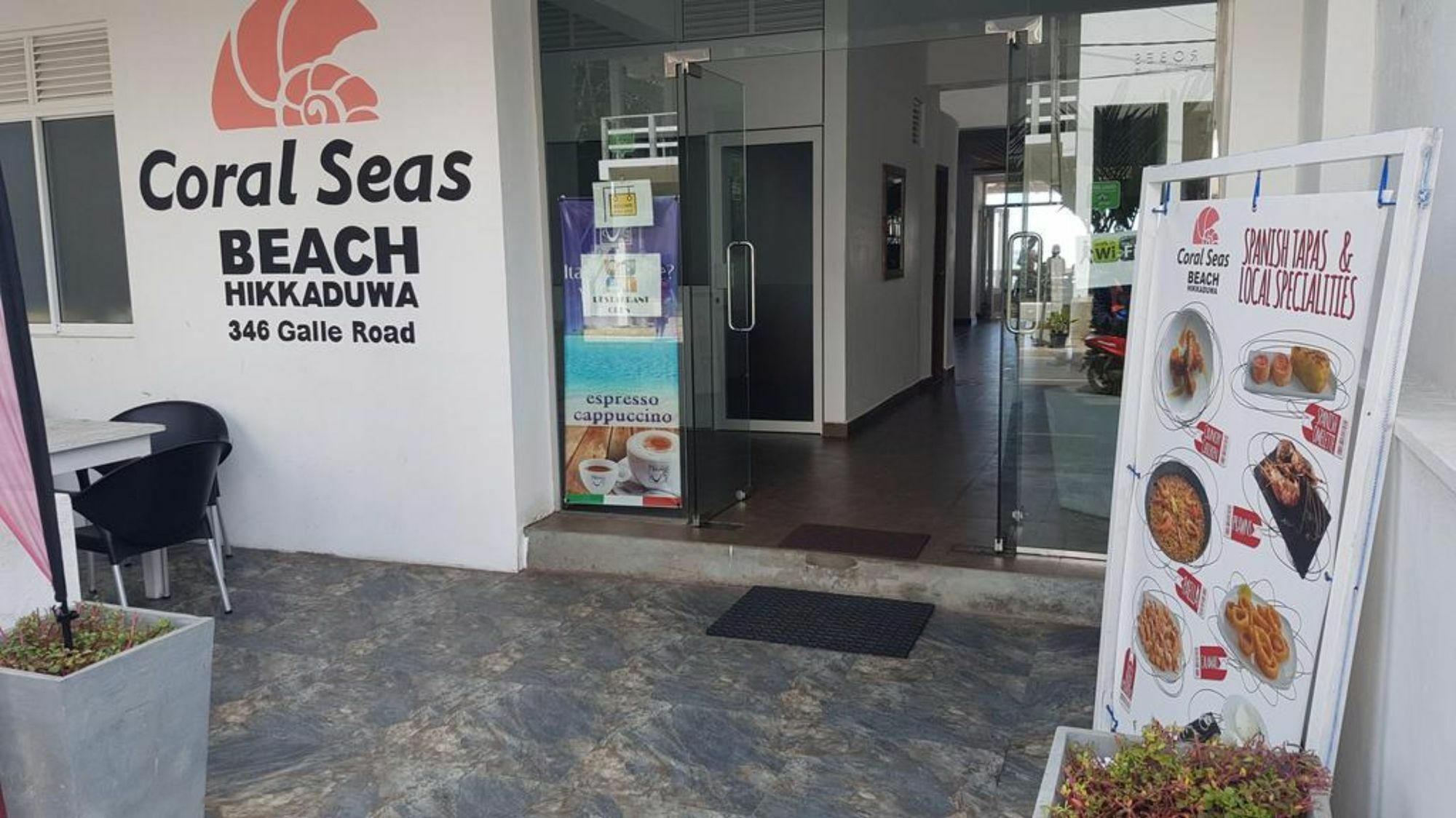 Coral Seas Beach Hikkaduwa Exterior photo